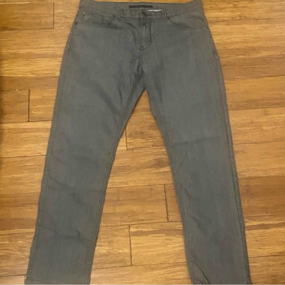 Perry Ellis mens very slim stretch grey 36/32 jeans